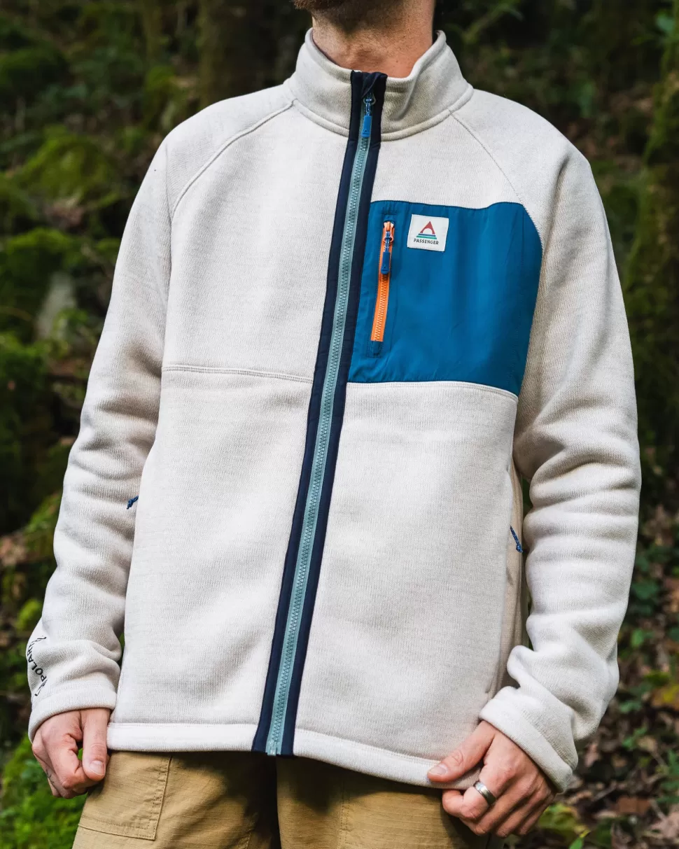 Online Passenger Incline Recycled Polartec® Fleece Vintage White