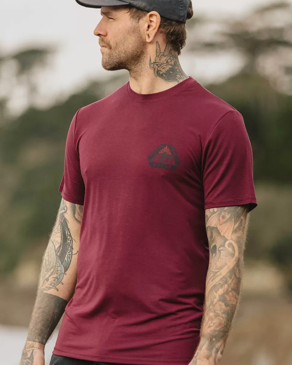 Hot Passenger Trail Recycled Active T-Shirt Wine